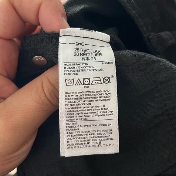 Black Denim Gap Pants - Picture 4 of 5